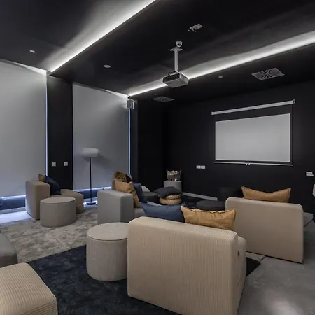 Gloria Urban Nest Parking Included Apartment Malaga